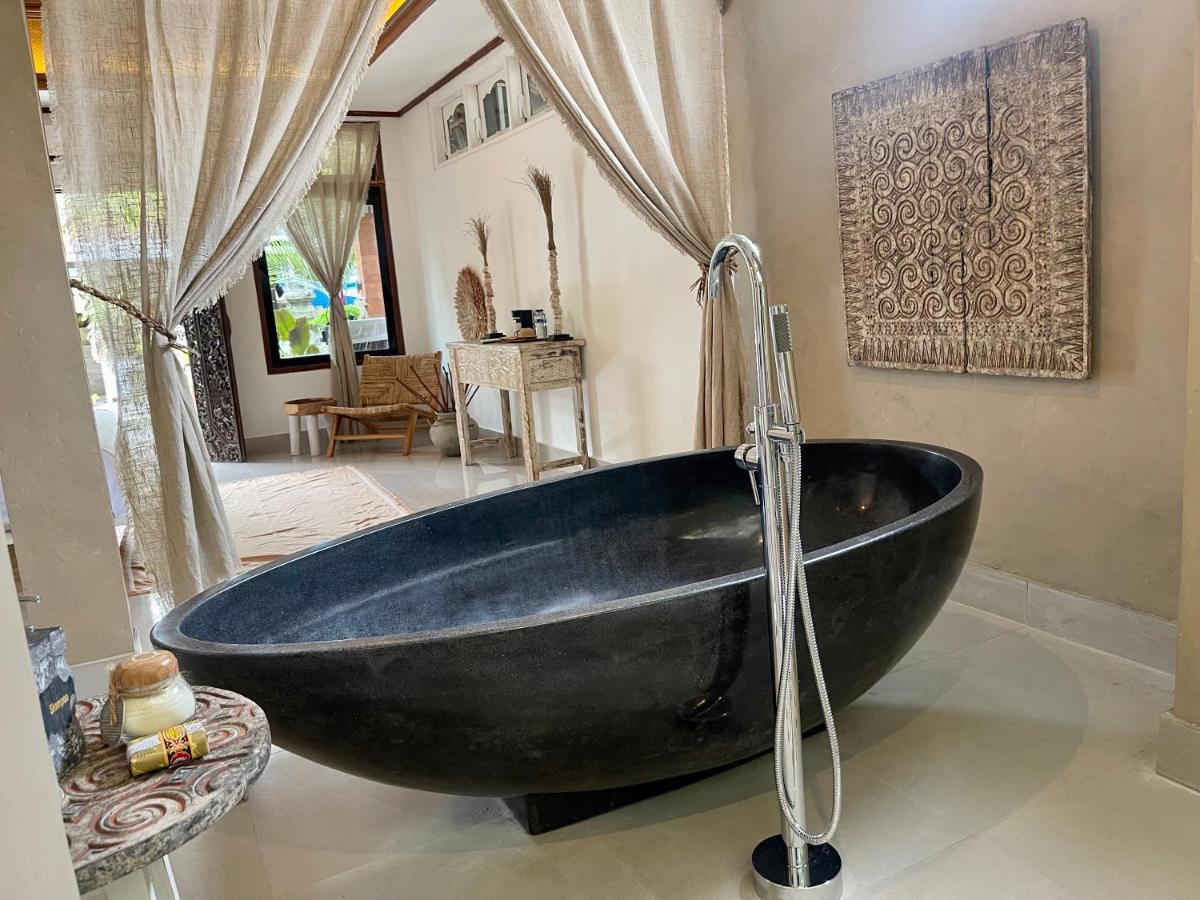 Chakra Living Hotel *